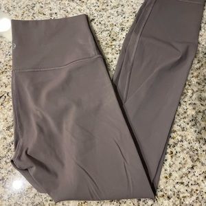 Like new** LuLu lemon 🍋 wunder under